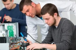 Veja 10 cursos técnicos com alta empregabilidade e salários de até R$ 6.500