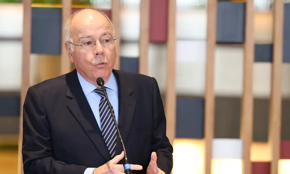 ministro das Relações Exteriores, Mauro Vieira, e políticos em israel