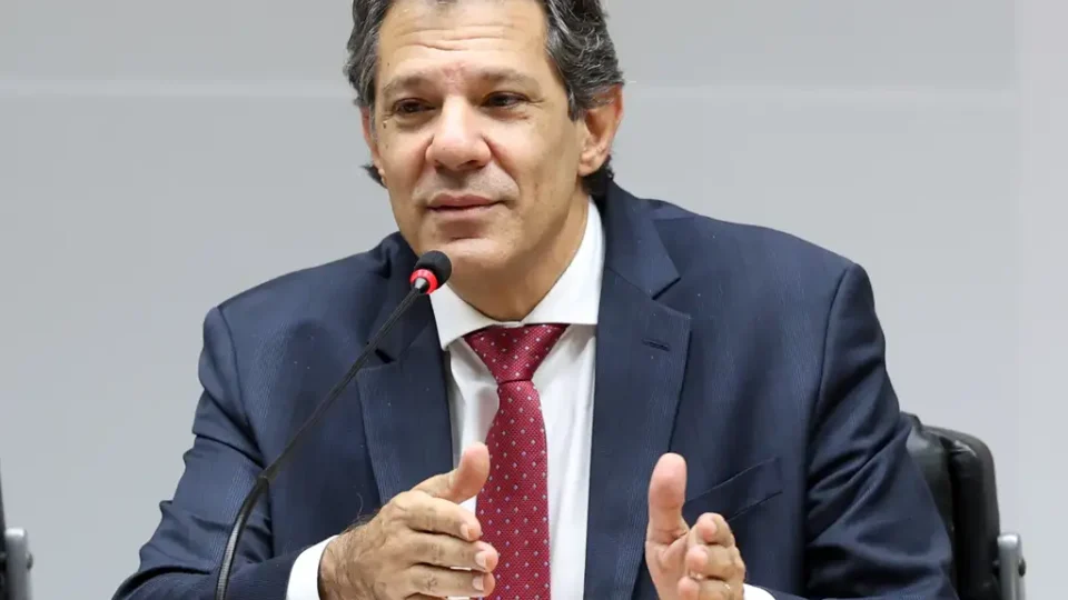 Haddad aposta em reformas estruturais e prevê fim da crise do IOF nesta semana