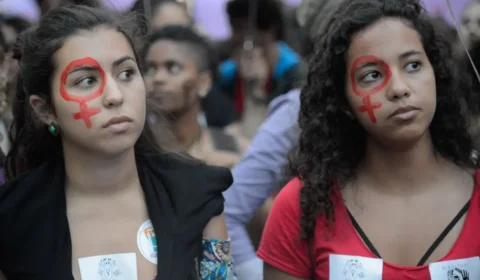Brasil teve alta de feminicídio e estupro em 2024, aponta estudo