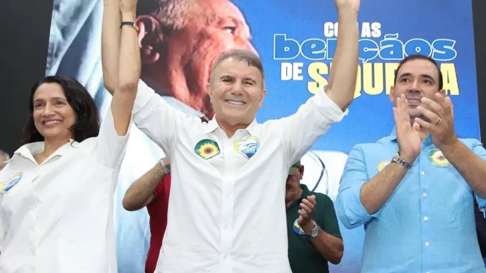 Prefeito de Palmas é preso pela PF em operação sobre venda de sentença