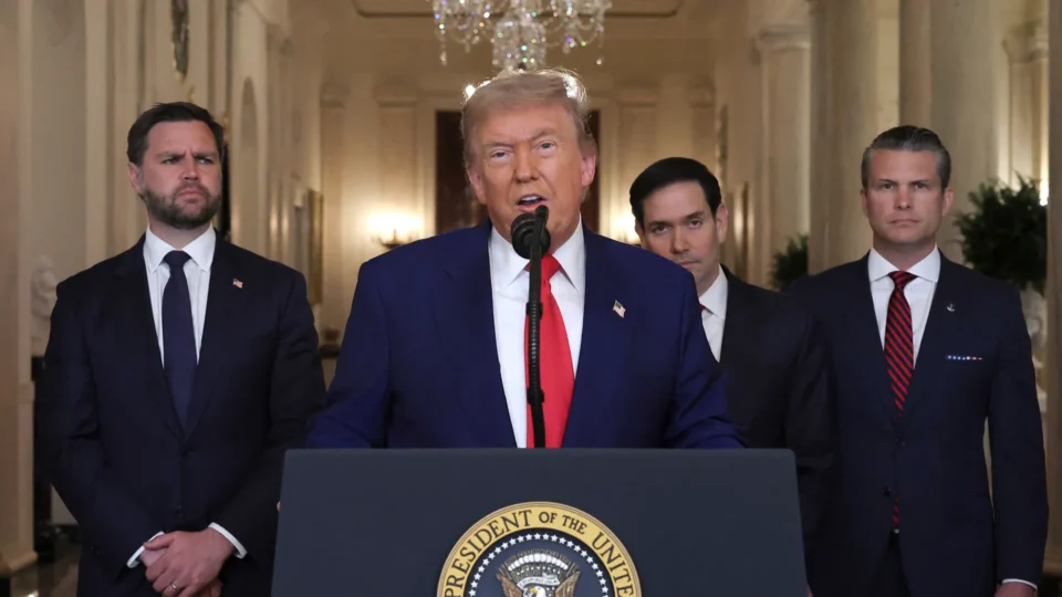 Trump anuncia cessar-fogo após 12 dias de conflito; Irã e Israel não confirmam