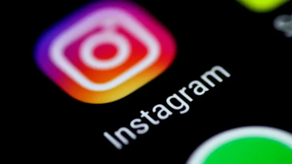 Governo reclassifica Instagram como não recomendado para menor de 16 anos