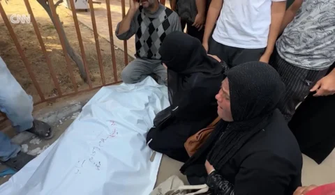 Ataque a Gaza deixa 31 mortos e 175 feridos perto de posto de ajuda ligado aos EUA