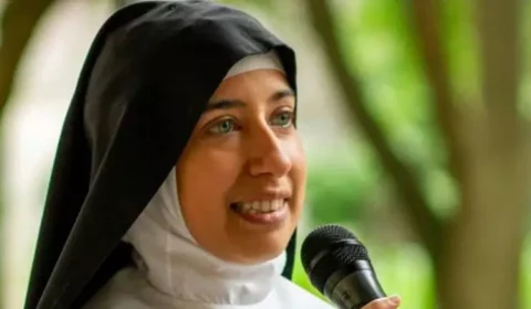 ‘Ser jovem e bonita pesa’, diz freira brasileira ao ser afastada de mosteiros na Itália