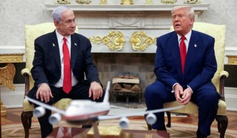 Trump diz que ‘não tolerará’ que continue o julgamento por corrupção contra Netanyahu