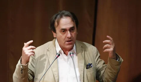 Deputado italiano que indicou à polícia endereço de Zambelli relata ameaças de morte