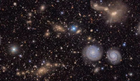 Astrônomos revelam primeiras imagens de observatório com maior câmera do mundo