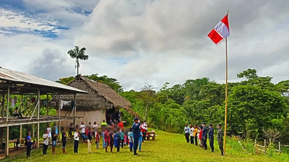 Comunidades peruanas acusam Exército Brasileiro de invadir território