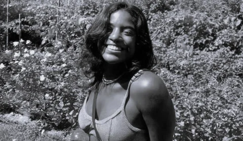 Juliana Marins, brasileira que caiu em trilha de vulcão na Indonésia, é encontrada morta