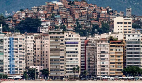 Saiba o que a meritocracia ignora: o esforço individual supera a desigualdade sistêmica?