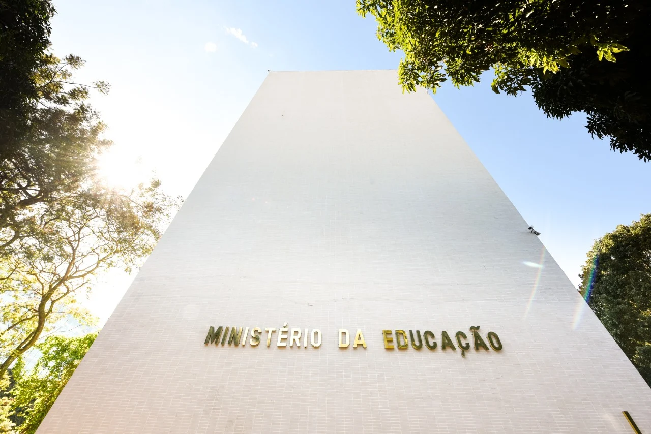 O Ministério da Educação (MEC) foi criado em 1930 com o objetivo de organizar, regulamentar e promover a educação no Brasil, garantindo o acesso ao ensino como um direito de todos. Imagem: Luis Fortes
