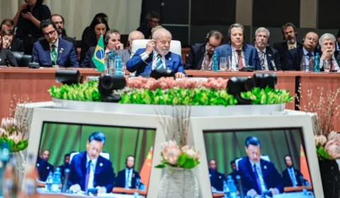 Eleição no Brasil e interferência de Trump colocam China em estado de alerta