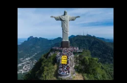 Coletivo faz ato em defesa da Palestina no Cristo Redentor: ‘Parem o genocídio em Gaza’