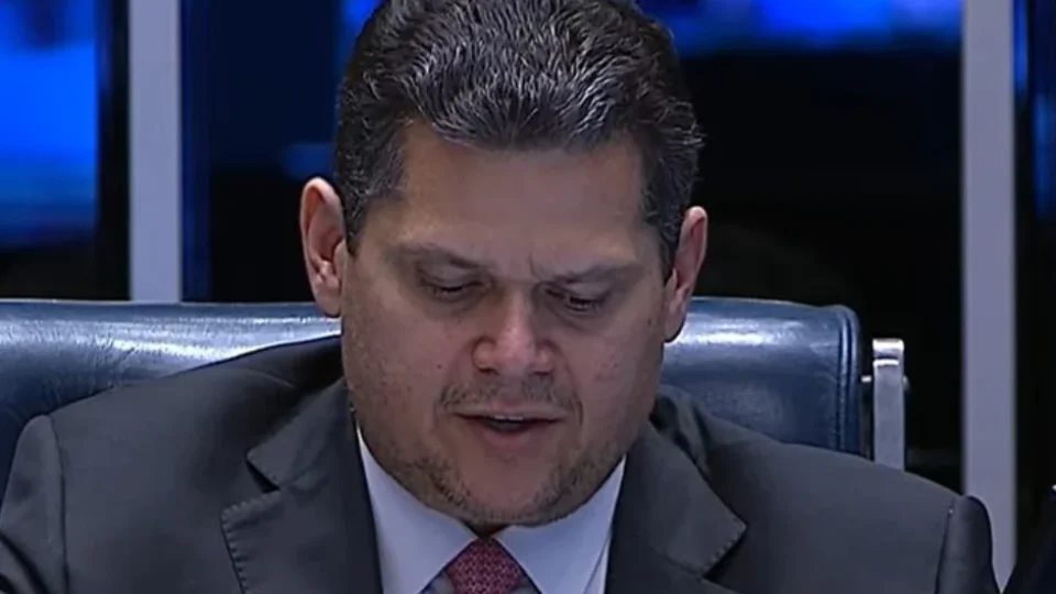 Senado aprova texto-base de projeto que aumenta número de deputados de 513 para 531