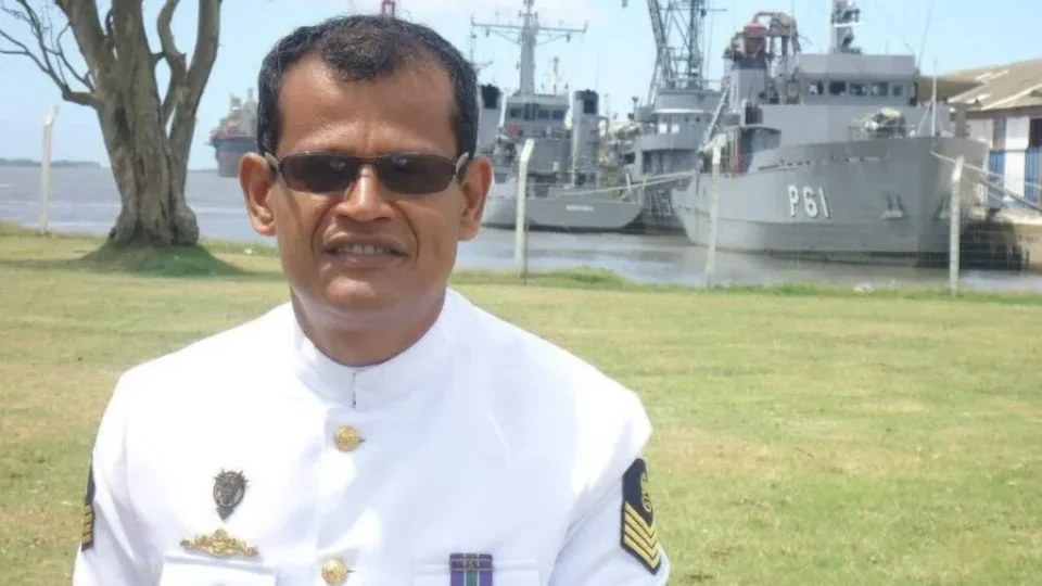 Familiares de militar expulso pelo 8/1 podem receber pensão de R$ 13 mil da Marinha