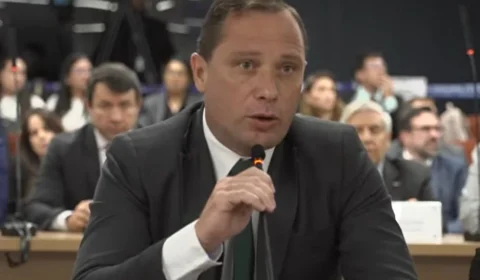 Cid diz que defesa de Bolsonaro tenta desestabilizar processo sobre golpe