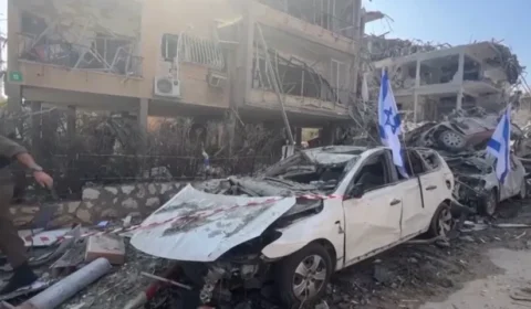 Irã dispara mísseis contra Israel em resposta a bombardeio maciço