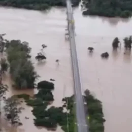Ministro diz que governo reforçou prevenção a incêndios com possibilidade de Super El Niño