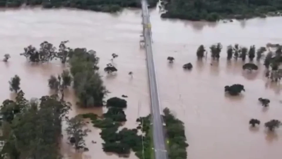 Enchente do centro do Rio Grande do Sul já é considerada uma das maiores da história