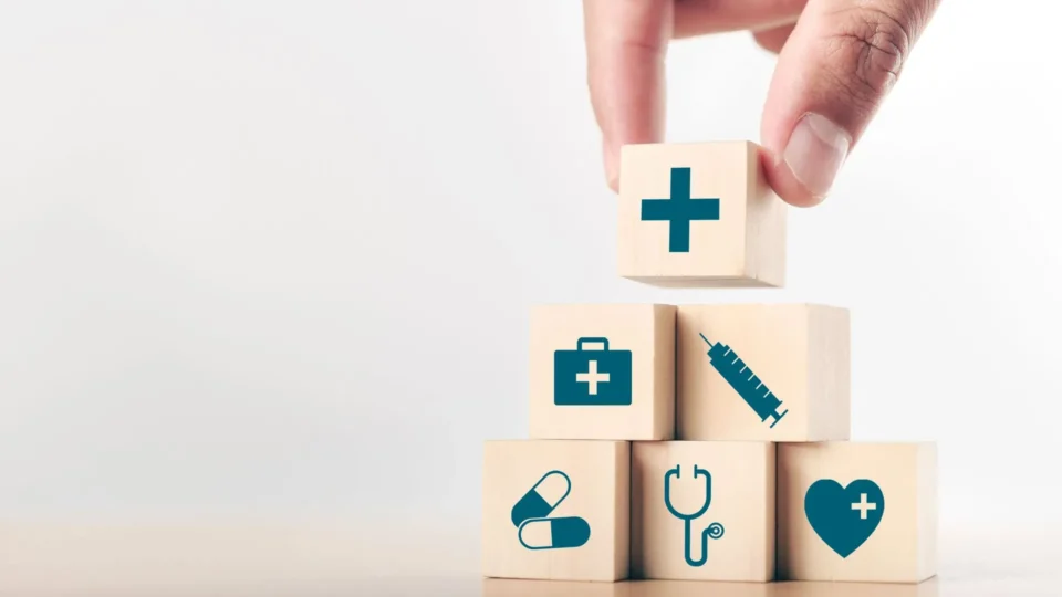 Um terço dos médicos deixou Atenção Primária à Saúde entre 2022 e 2024