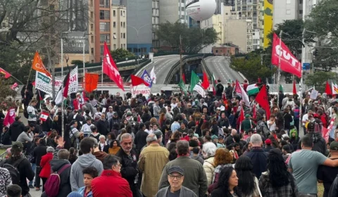 Ato pró-Gaza em SP aumenta pressão para Lula romper relações com Israel