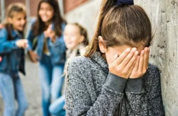 Jovem vítima de bullying na Califórnia ganha R$ 5,5 milhões de indenização