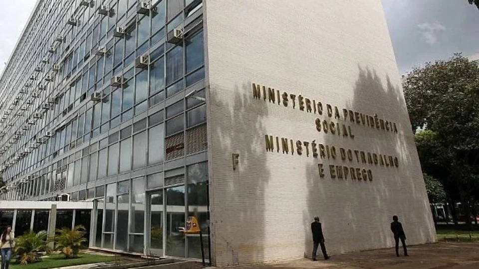 Ministério do Trabalho critica e se opõe a projeto contra escravidão doméstica