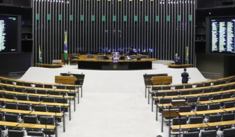 Congresso aprova aumento do número de deputados de 513 para 531