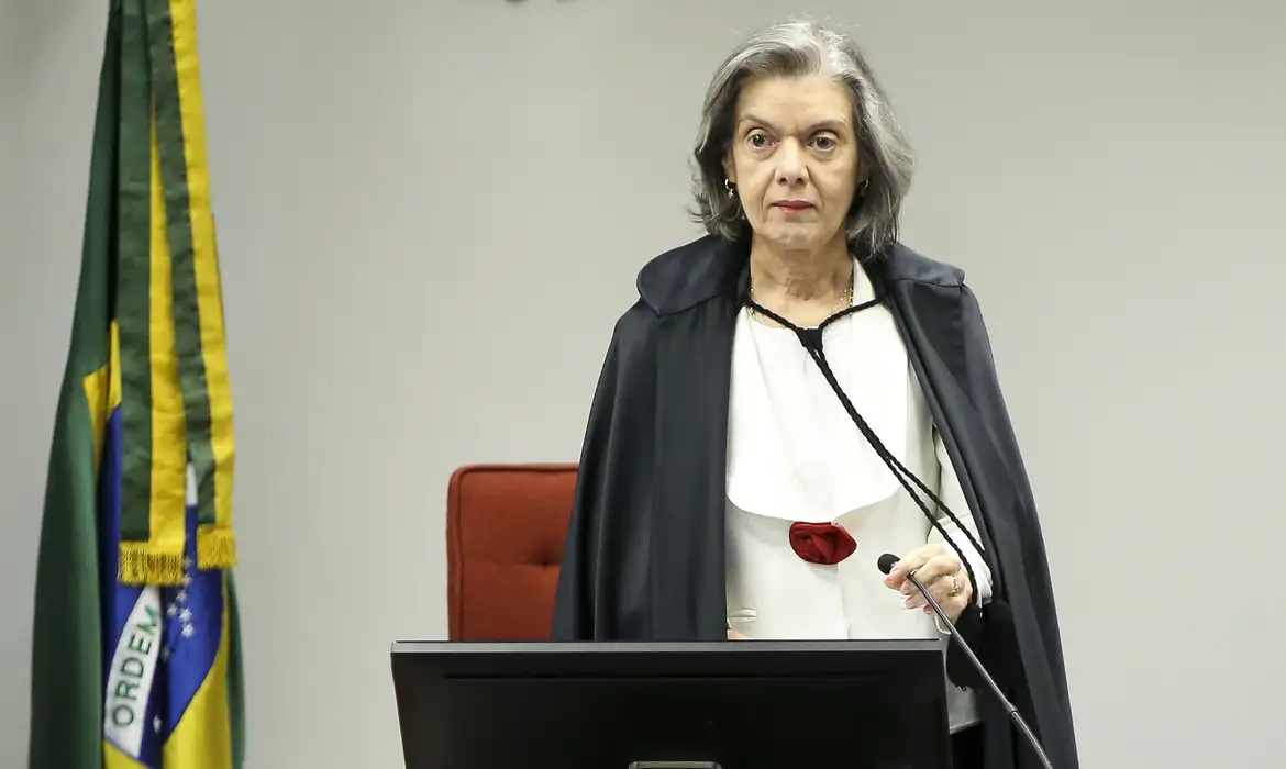 Ministra Cármen Lúcia