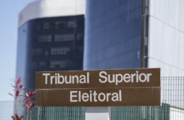 PT prepara estratégia contra desinformação eleitoral, mas IA e composição do TSE preocupam