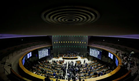 Deputado do MDB manda emenda para recapear condomínio de luxo onde mora em SP