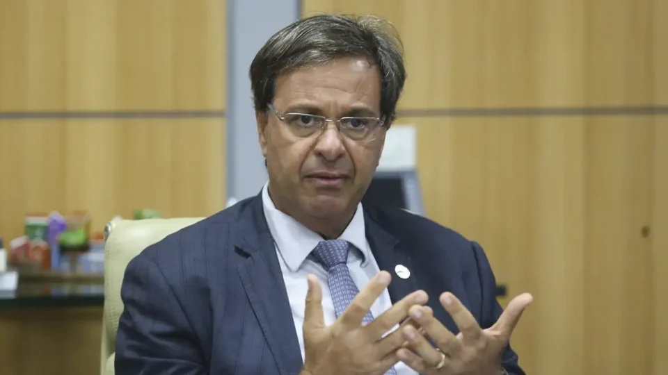 Ex-ministro do Turismo de Bolsonaro, Gilson Machado deixa a prisão após decisão de Moraes