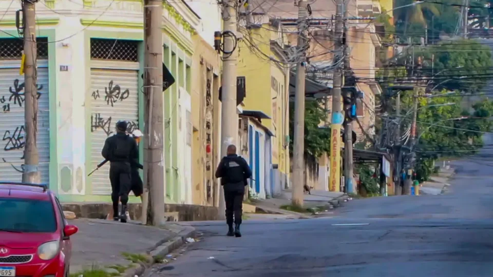 Tiroteios e vítimas de confronto armado crescem no Rio, no Recife e em Salvador