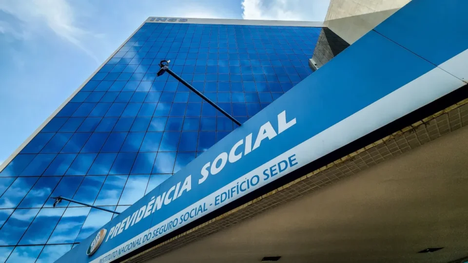 Governo fecha tropa de choque da base na Câmara para CPMI do INSS