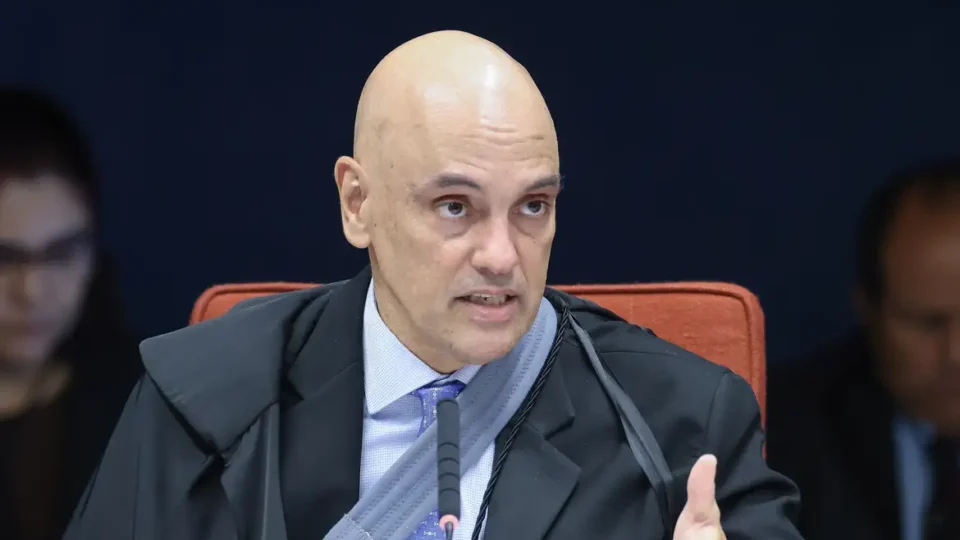 Moraes manda Brazão esclarecer violação da regra de prisão domiciliar