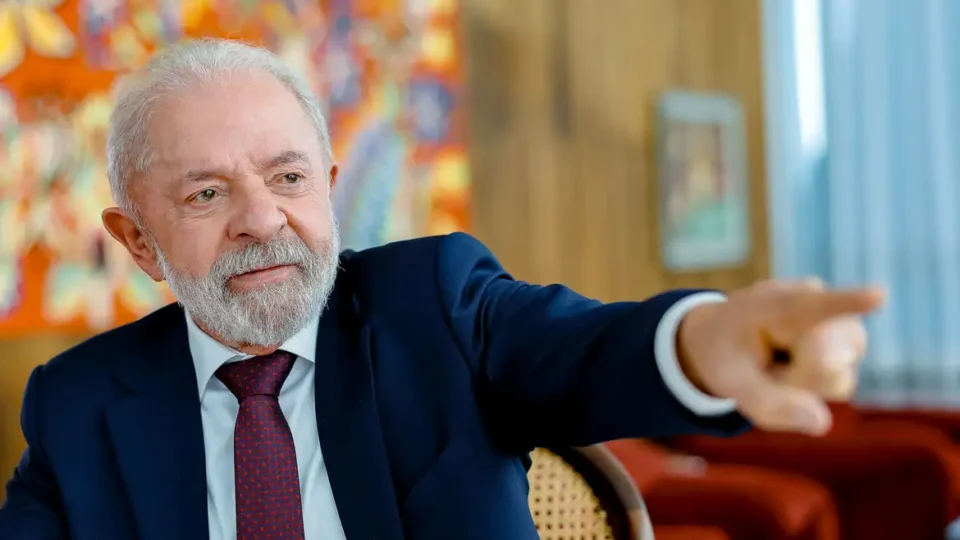 Lula manifesta solidariedade a ministros do STF após sanções dos EUA