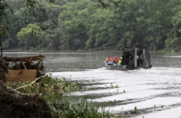 EUA: Texas busca desaparecidos após enchentes que deixaram 78 mortos