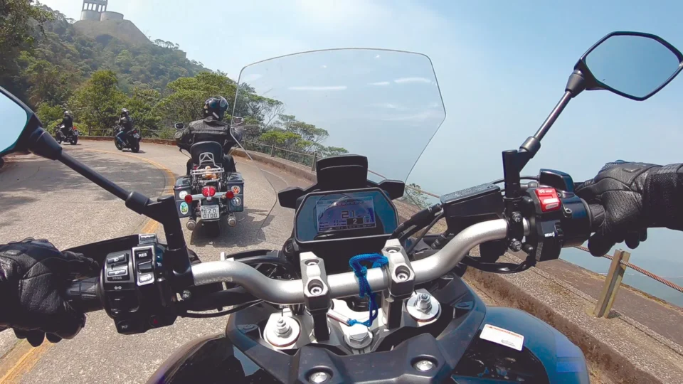 Em 10 anos, motociclistas foram de 32% para 47% das mortes no trânsito de SP