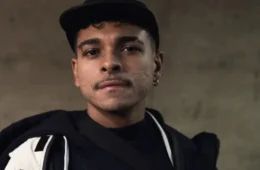 ‘Tento seguir em frente, mas sinto medo’: jovem negro linchado em SP busca reparação