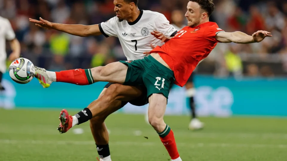 Atacante do Liverpool, Diogo Jota, morre, aos 28 anos, em acidente de trânsito na Espanha