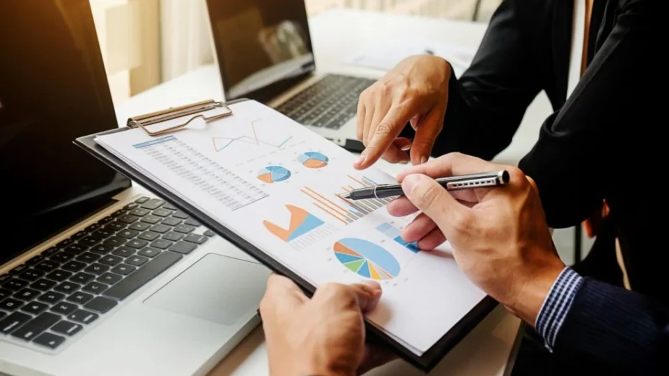 Conheça cinco carreiras digitais que estão pagando salários de até R$ 30 mil
