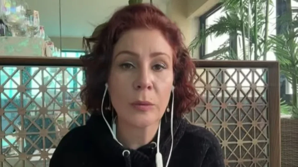 Comissão da Câmara aprova relatório e confirma cassação de Carla Zambelli
