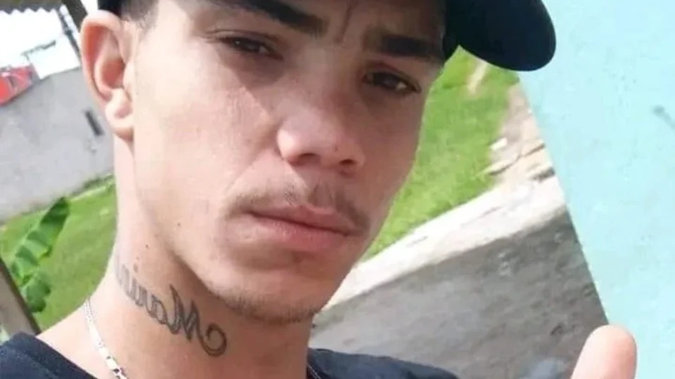 Jovem de 22 anos morre na Papuda e família denuncia tortura