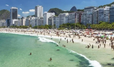 Só uma praia brasileira entra na lista das 50 melhores do mundo em 2025; saiba qual