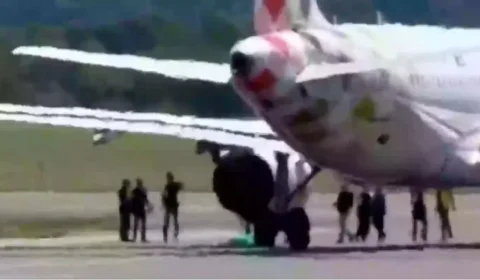 Homem morre ao ser sugado por turbina de avião em aeroporto na Itália