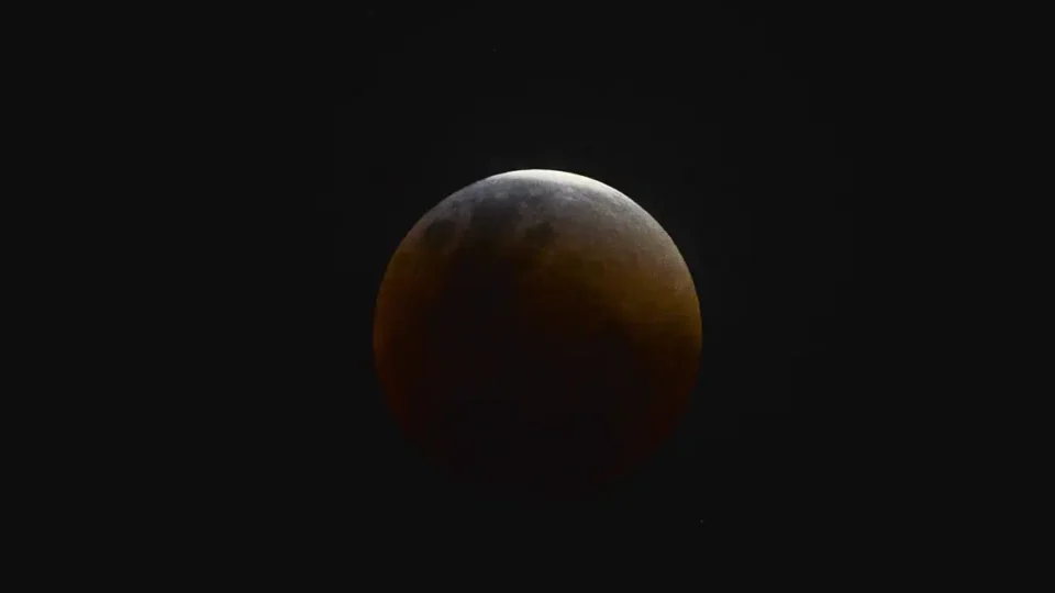 Eclipse solar total mais longo da história: saiba quando e onde acontecerá