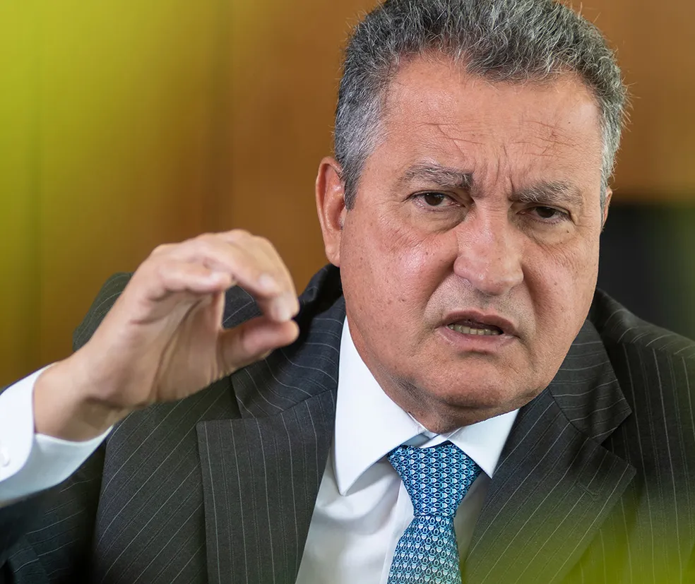 Metade dos ministros deixa o governo, e Lula cobrará atuação em campanha eleitoral