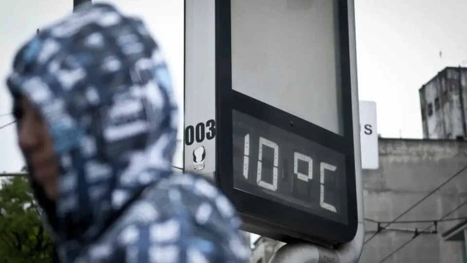 Frio segue no Sul e Sudeste, e Centro-Oeste tem ar seco e baixa umidade; veja a previsão