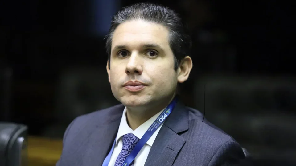 Hugo Motta sem condições de ser Hugo Motta